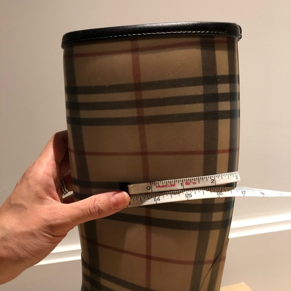Burberry Women’s Brown Knee High Rain Boots Size 8 - Picture 4 of 8